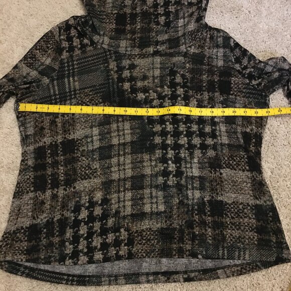 Haggar Clothing Stretchy Patchwork Cowl Turtleneck Top - XL - Picture 11 of 16